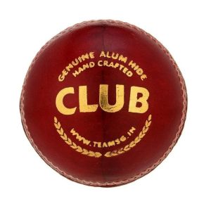 SG CLUB CRICKET BALL - RED